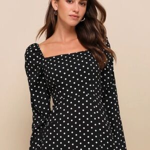 Lulu’s Black Polka Dot Long Sleeve Midi Dress
New with tags.